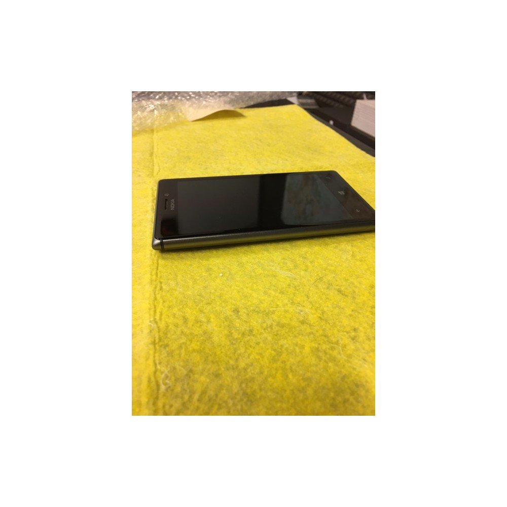 Nokia Lumia 925 16GB NFC LTE - Smartphone libre (pantalla de 4,5", cámara 8.7 Mp, 16 GB, procesador de 1.5 GHz, 1 GB de RAM, S.O. Windows Phone 8), Negro (importado)