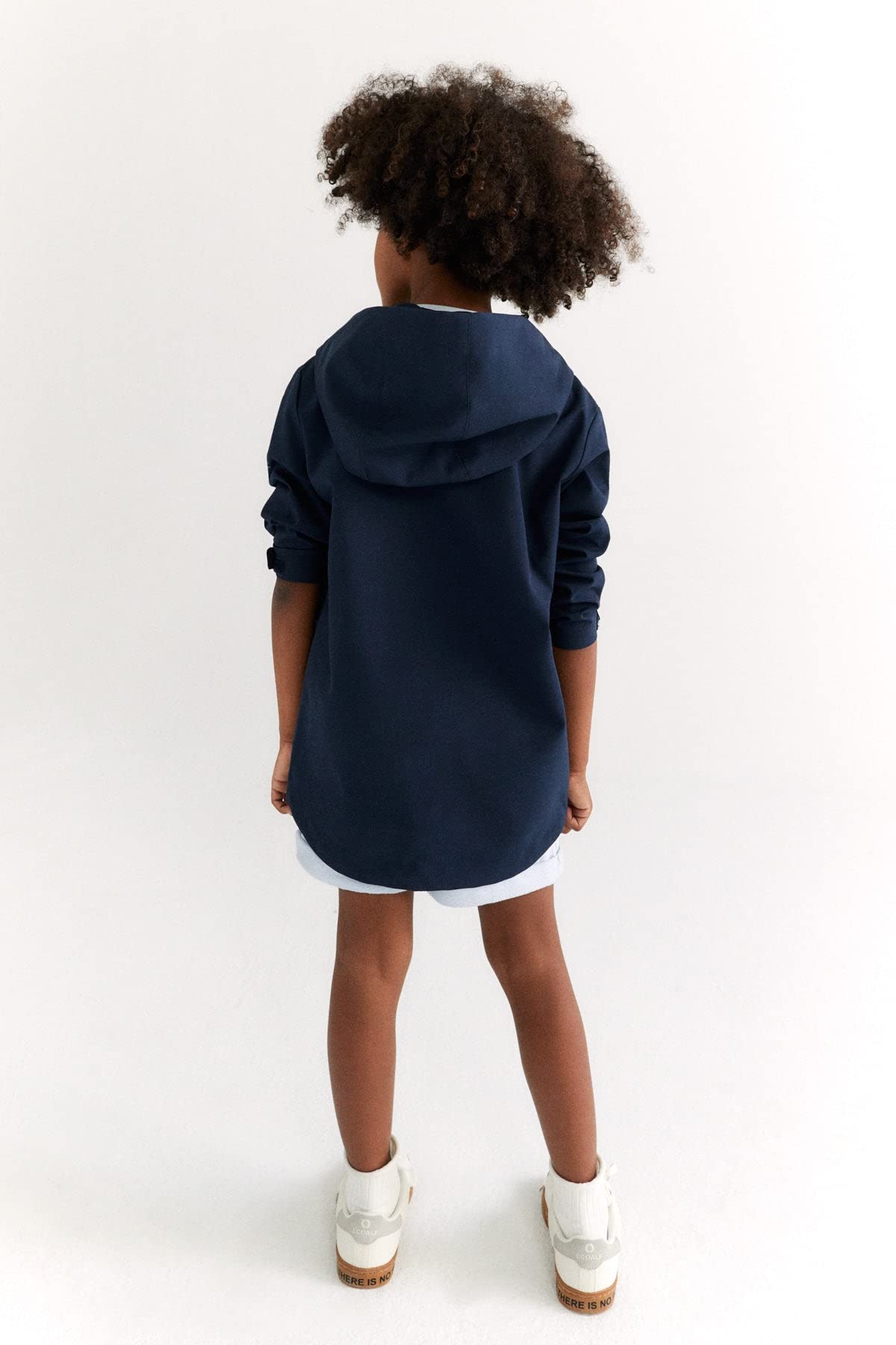 ECOALF - Cazadora Niño Kalimalf, de Poliéster Reciclado, Tejido Reciclado, Impermeable, Cómoda y Ligera, Chaqueta Niño, Abrigo para Niño, Talla 14 años, Color Azul Marino