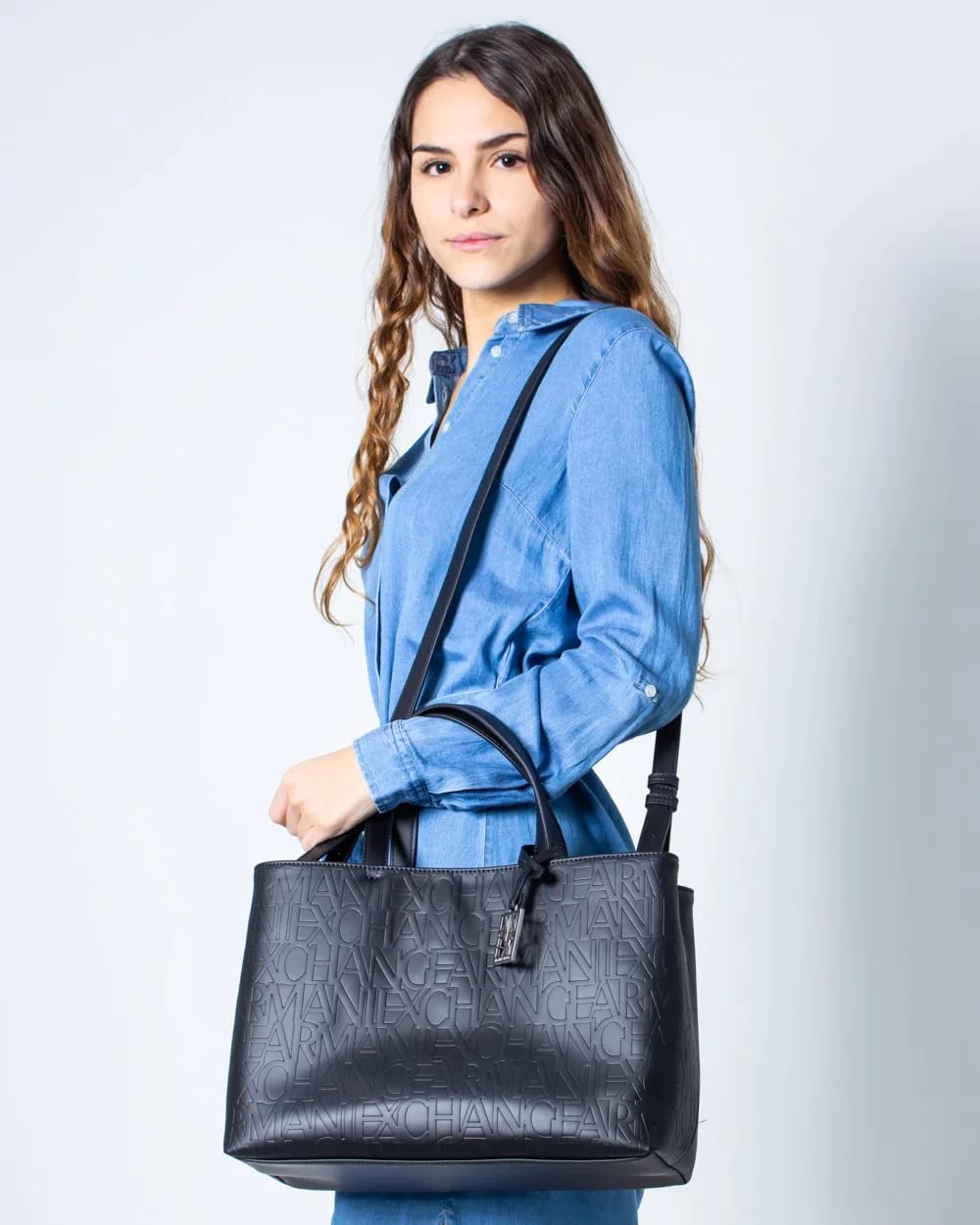 Armani Exchange Liz - Medium Open Shopping, Bolsos para Mujer, Negro (Black), Talla única