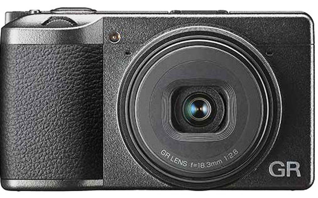 Ricoh GR III, Cámara Compacta de 25 MP, Pantalla de 3 pulgadas, WiFi, USB 2.0, Negro
