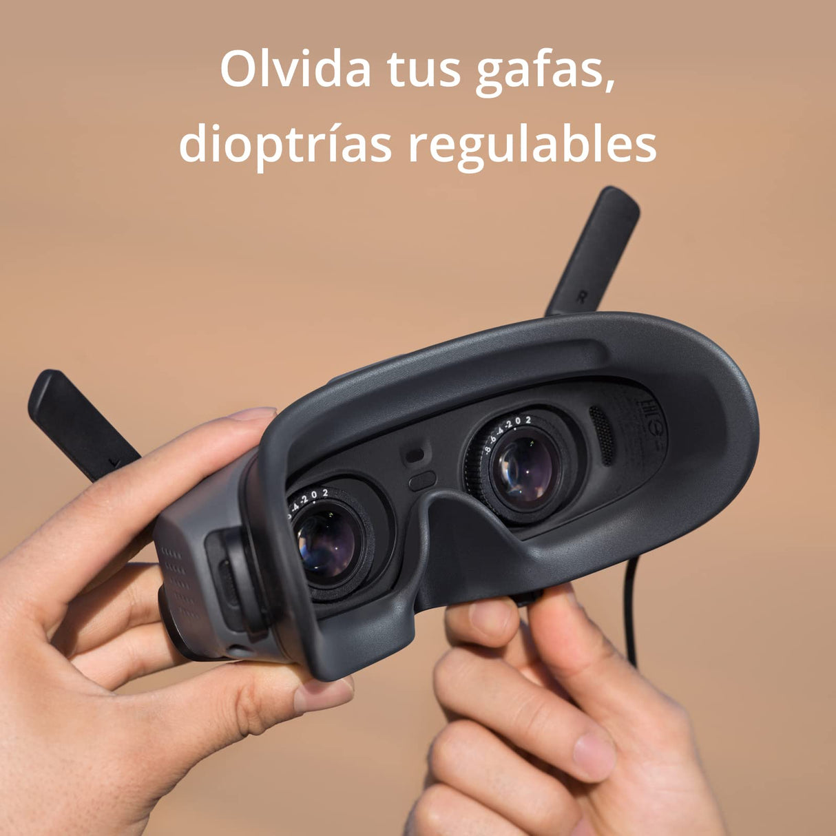 DJI Goggles 2 - Gafas de Vuelo inmersivo Ligeras y cómodas, con Impresionantes Pantallas Micro-OLED, transmisión HD con Baja latencia, dioptrías Ajustables y Streaming inalámbrico