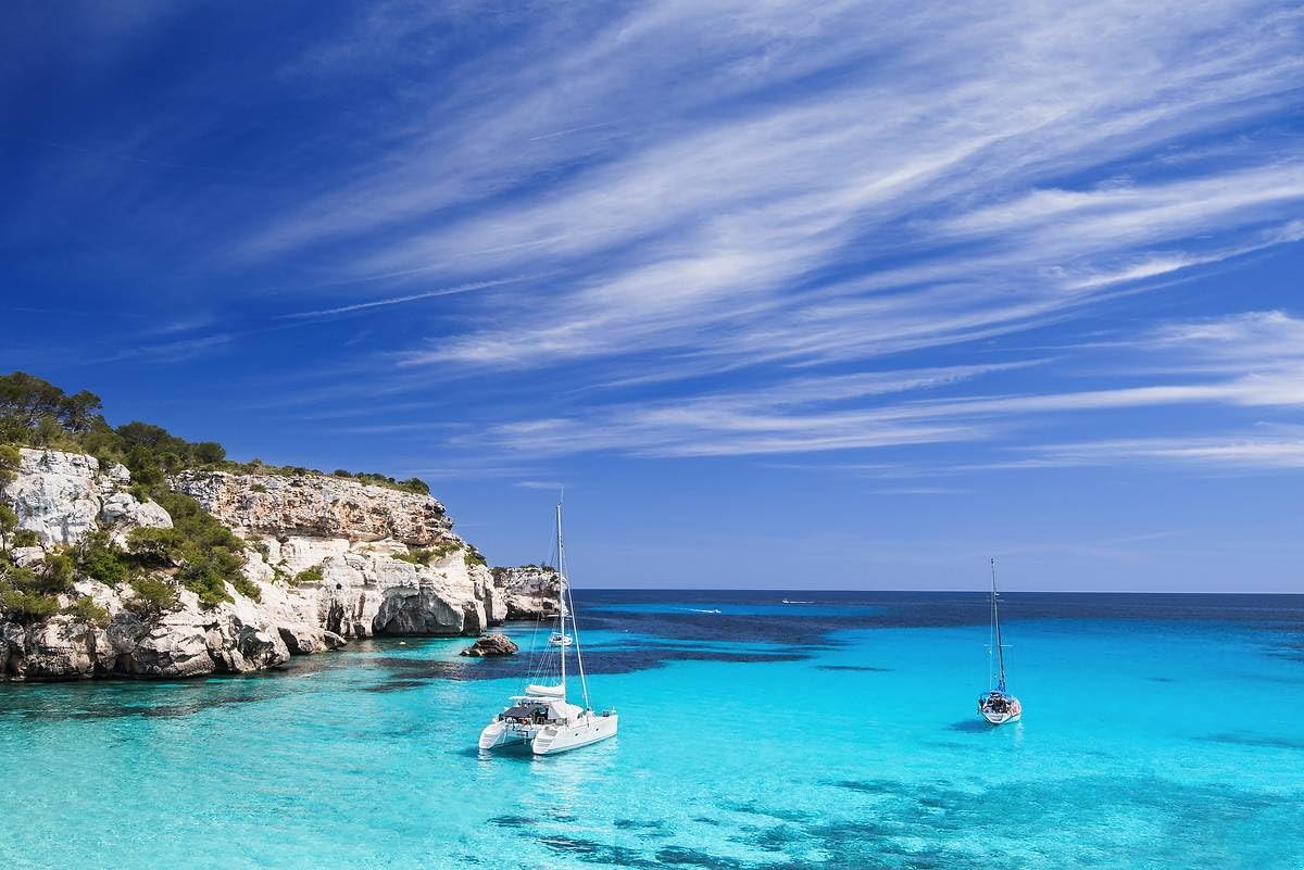 WONDERBOX Connect - Caja Regalo - Escapada de Desconexión - 1 Noche de desconexión para 2 Personas Entre más de 250 hoteles en España