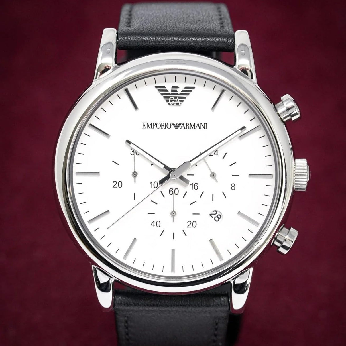 Emporio Armani Reloj Hombre, Movimiento cronógrafo de cuarzo, caja de 46mm Plata / Acero inoxidable con correa de piel, AR1807, Blanco hueso y tono plata