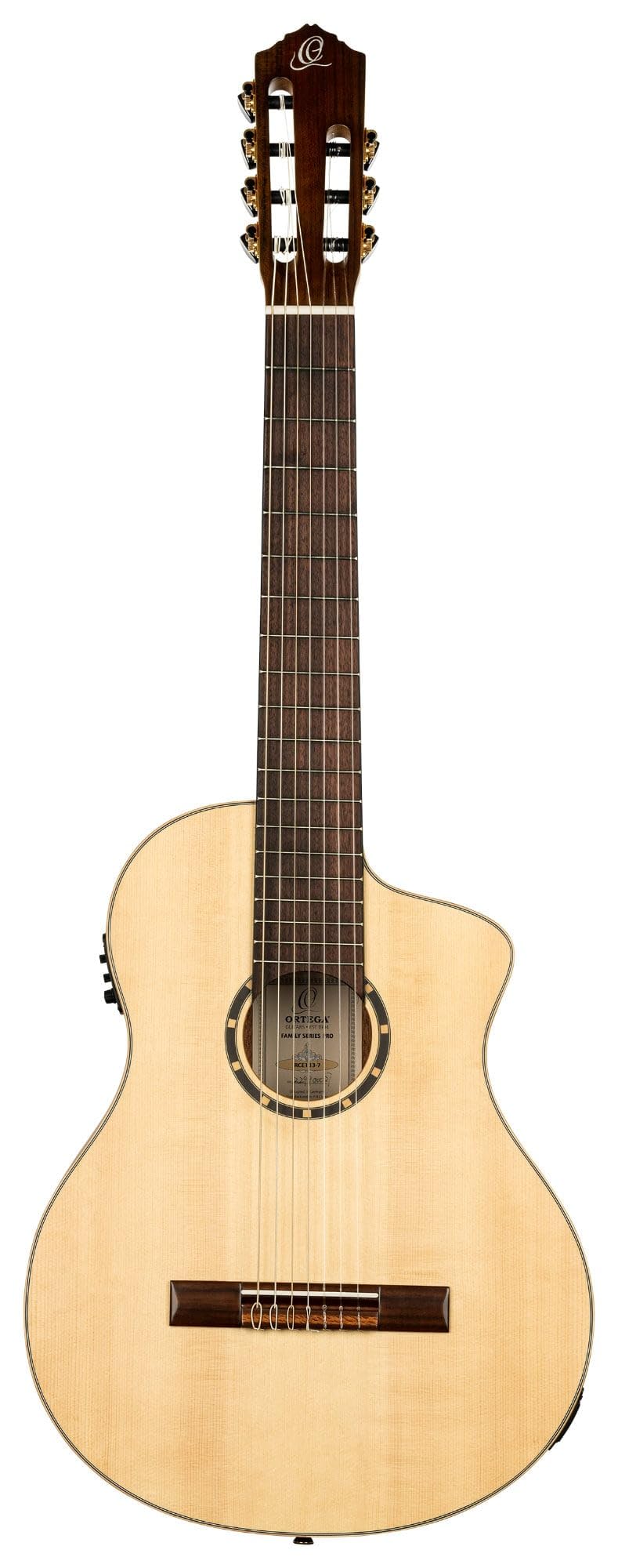 Ortega Guitars Family Series Pro - Guitarra de concierto de 7 cuerdas, electroacústica, abeto y sapele con acabado satinado, color natural, incluye funda (RCE133-7)
