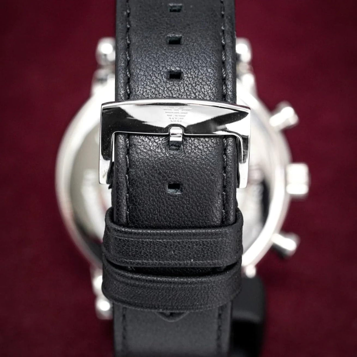 Emporio Armani Reloj Hombre, Movimiento cronógrafo de cuarzo, caja de 46mm Plata / Acero inoxidable con correa de piel, AR1807, Blanco hueso y tono plata
