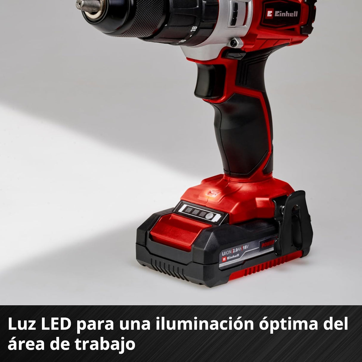 Taladro percutor con batería TE-CD 18/2 Li-i +64 PXC de Einhell (18 V, 44 Nm, engranaje de 2 veloc., incl. 2 baterías 2,0 Ah, cargador rápido, maletín y set de acces. de 64 piezas)