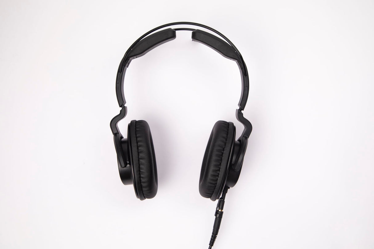Zoom ZDM-1 Juego de micrófono para podcasts, micrófono dinámico para podcast, ZHO-1, auriculares, trípode TPS-4, esponja, 2 m, cable XLR, para grabación y streaming de podcasts