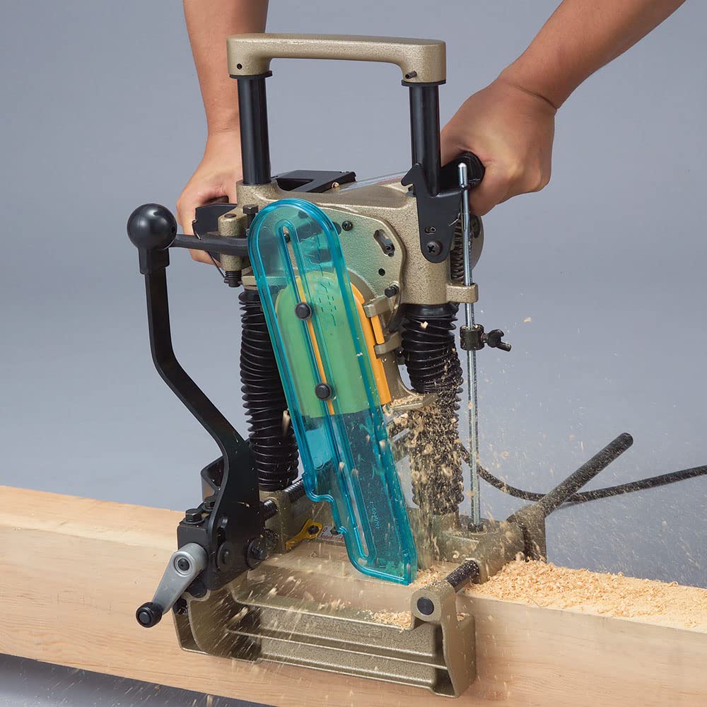 Makita 7104L - Escopleadora De Cadena
