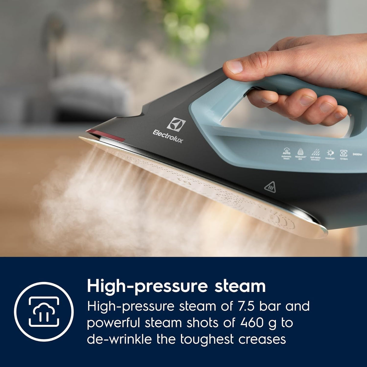 Electrolux Renew 800 Plancha con estación de vapor, modelo E8ST2-8OG, suela de acero inoxidable resistente a los arañazos, vapor de alta presión, función antical, de plástico reciclado, 2400 W, cable