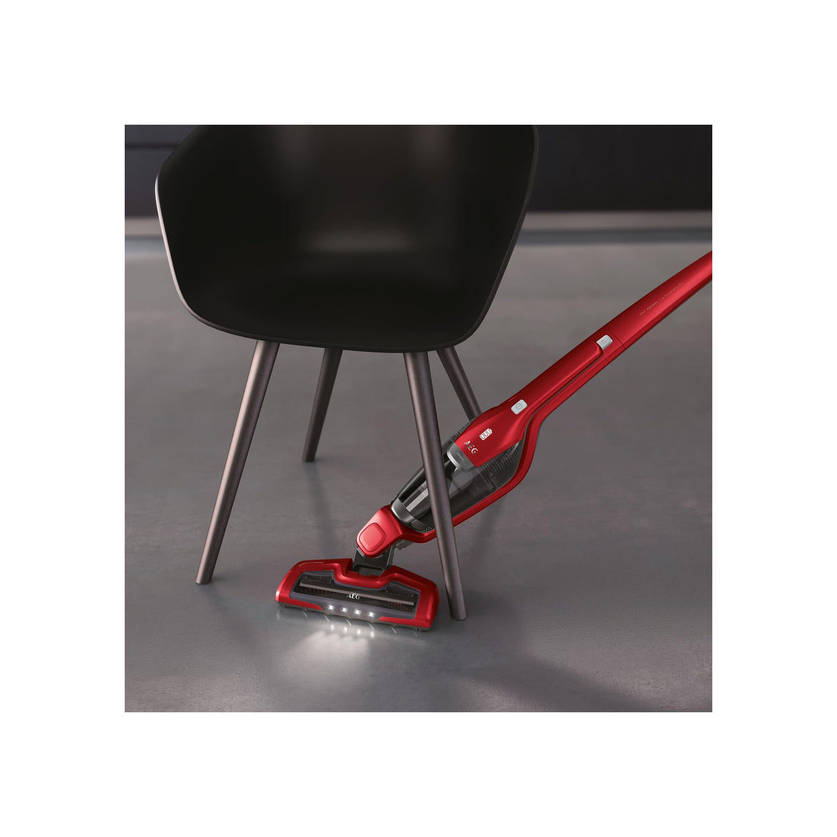 AEG CX7-2-45AN Aspiradora Sin Cable, Autonomía de 45 min, 18 V, 2 Velocidades, Cepillo 180º con LED, Aspiradora de Mano Especial Mascotas, Depósito de 0,5 L, Rojo