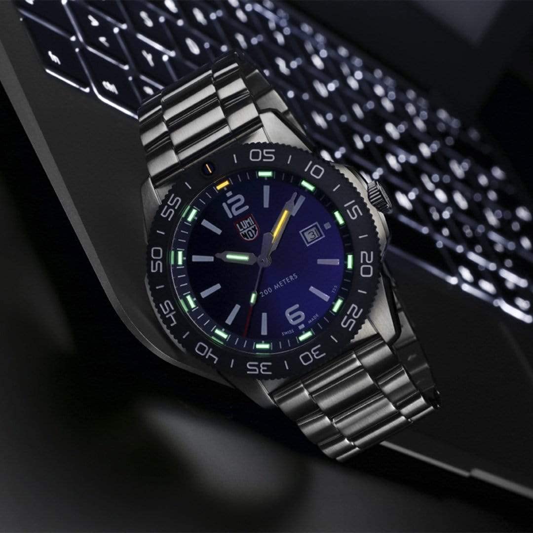 Luminox Pacific Diver XS.3123 Reloj de Hombre 44mm - Reloj de Buceo en Plata/Azul con Pantalla de Fecha 200m de Resistencia al Agua Cristal de Zafiro