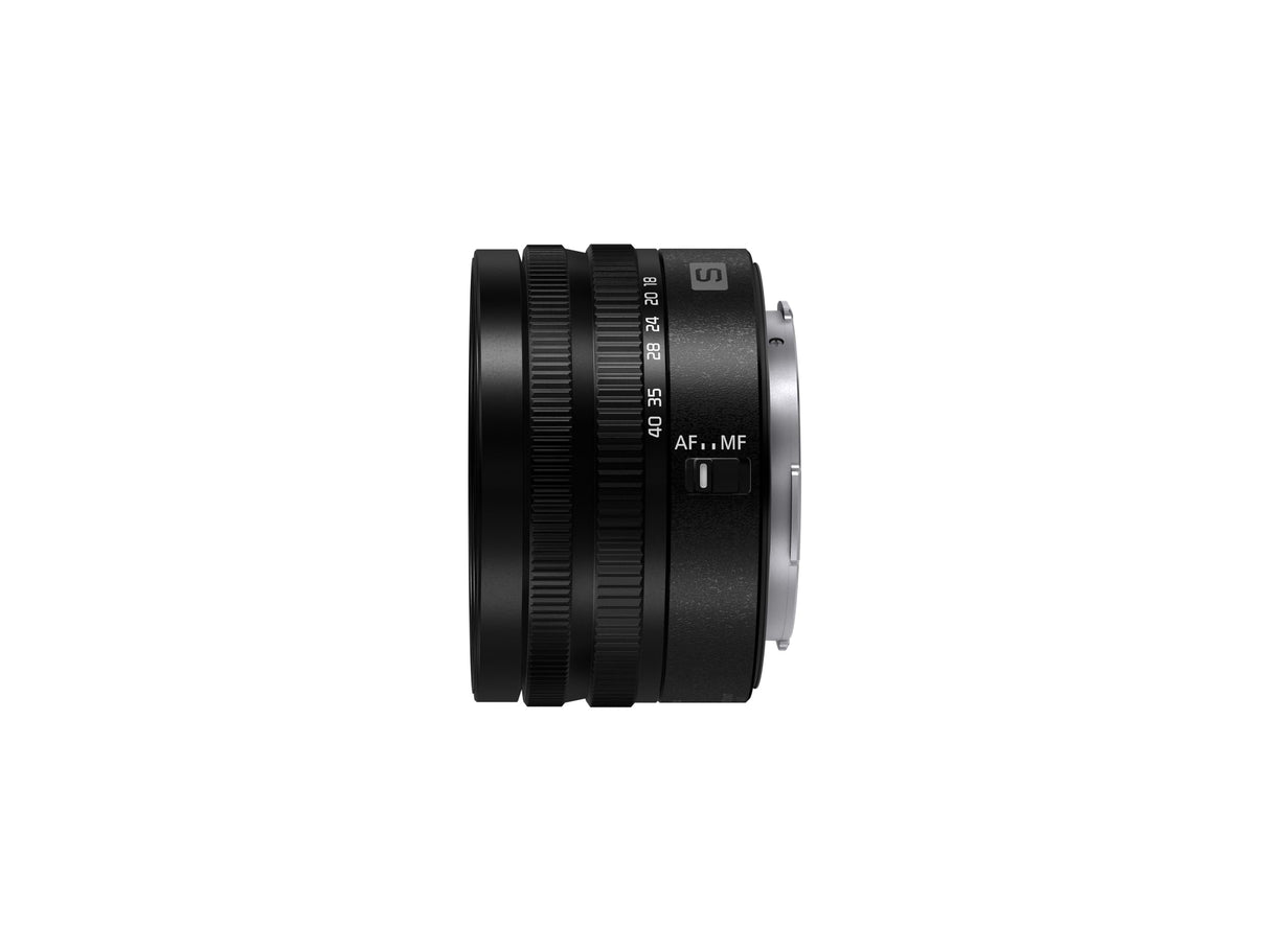 Panasonic LUMIX Full Frame Interchangeable Camera Lens, L-Mount, S 18-40mm F4.5-6.3 (S-R1840)
