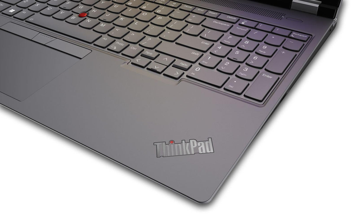 Lenovo ThinkPad P16 Gen 2 Intel Core™ i7 i7-14700HX Station de travail mobile 40,6 cm (16") WQXGA 32 Go DDR5-SDRAM 1