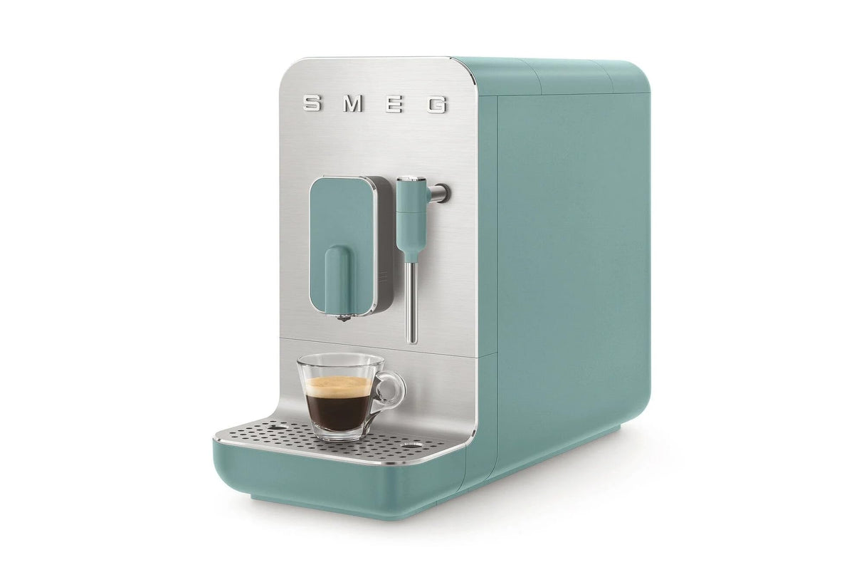 SMEG BCC02EGMEU Cafetera automática con Boquilla para espumar Leche, Plastic, Emerald Green-Matt