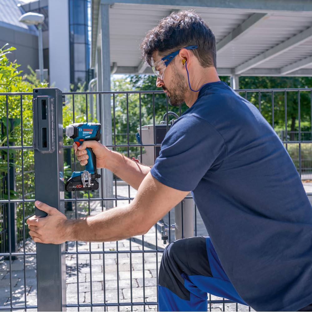 Bosch Professional 18V System atornillador de impacto a batería GDS 18V-320 C (par de apriete 320 Nm, par de arranque 540 Nm, sin baterías ni cargador)