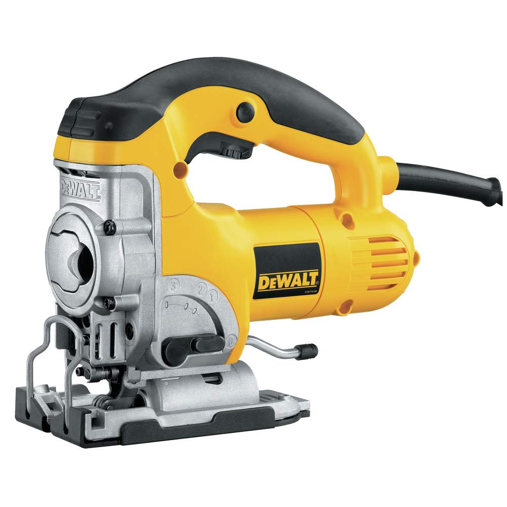 DEWALT DW331K-QS - Sierra de Calar, 701W, Velocidad Variable 0-3100 cpm, Corte en Madera 135 mm, Metal 12 mm, Acción Pendular, Cambio Rápido de Hoja, Base Ajustable, Incluye Maletín de Transporte