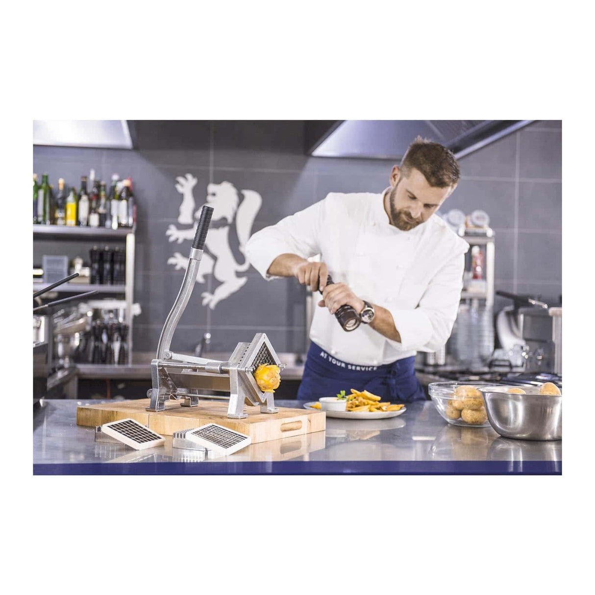 Royal Catering RCKS-3 - Cortador de patatas y verduras (incluye 3 cuchillas 8 x 8/10 x 10/12 x 12, manual, montaje en mesa y pared, acero inoxidable y aluminio, estable)