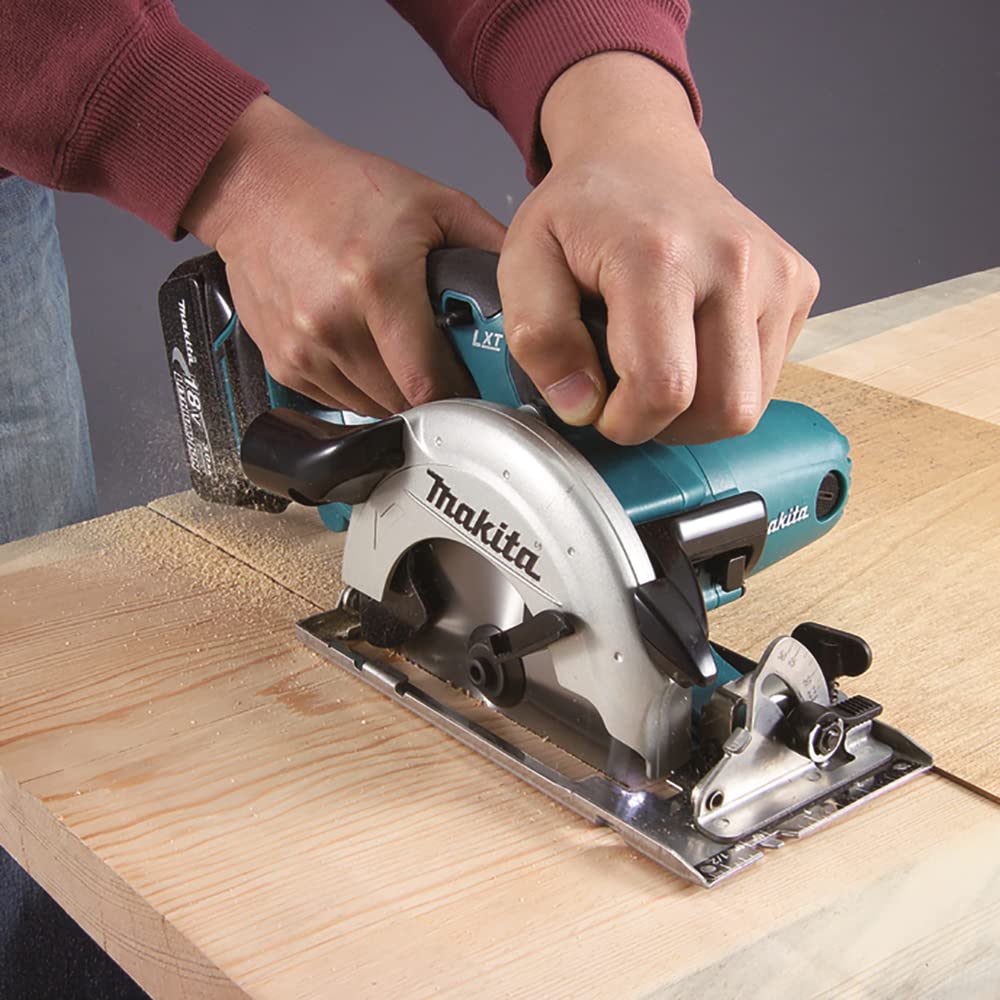Makita DSS501RTJ 3600RPM 18V Ión de litio Negro, Azul - Sierra circular (18 V, Ión de litio, 5 Ah, 2,7 kg, 183 mm, 364 mm)