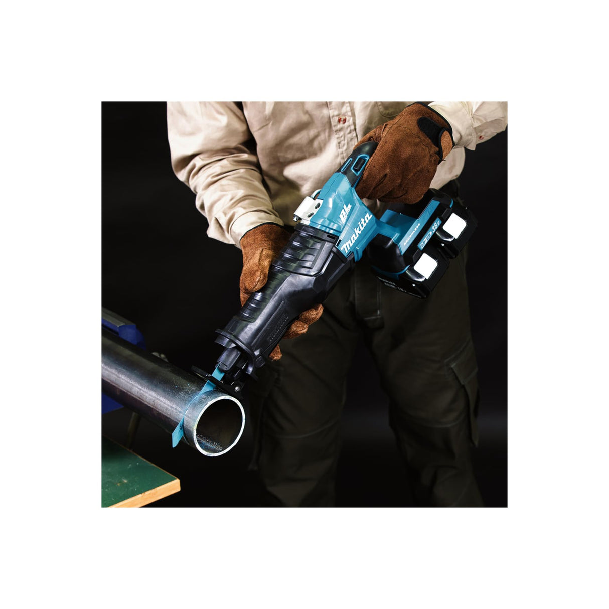 Makita DJR360ZK - Sierra de sable (3,2 cm, 2300 spm, 3000 spm, 25,5 cm, 13 cm, 85 dB)
