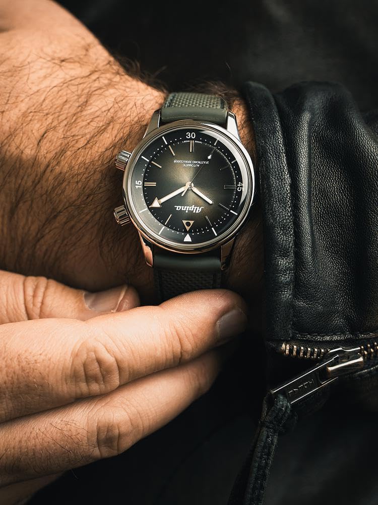 Alpina Reloj Analógico para Hombre de Cuarzo con Correa en Acero Inoxidable mid-39681