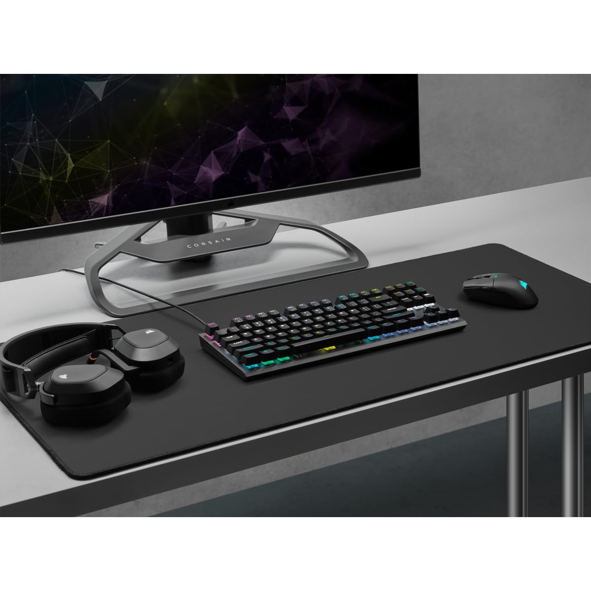 Corsair K60 Pro TKL RGB Teclado óptico mecánico Tenkeyless para Juegos - Interruptor OPX, Carcasa de Aluminio Cepillado, Cable USB Tipo C Desmontable, diseño DE, QWERTZ - Negro