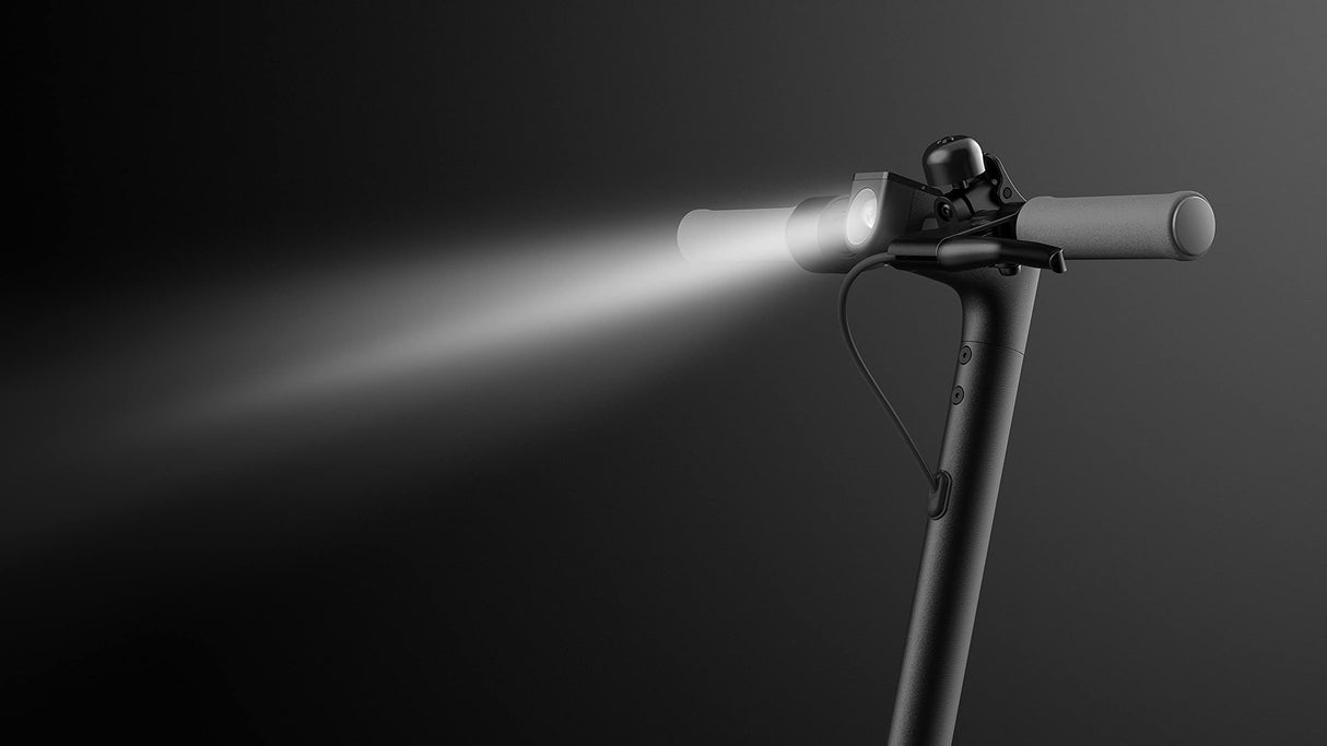 Xiaomi Mi Scooter eléctrico Essential, Velocidad máxima de 12 mph, Distancia de Viaje de 12 Millas, Potencia del Motor de 250 W, versión Oficial del Reino Unido