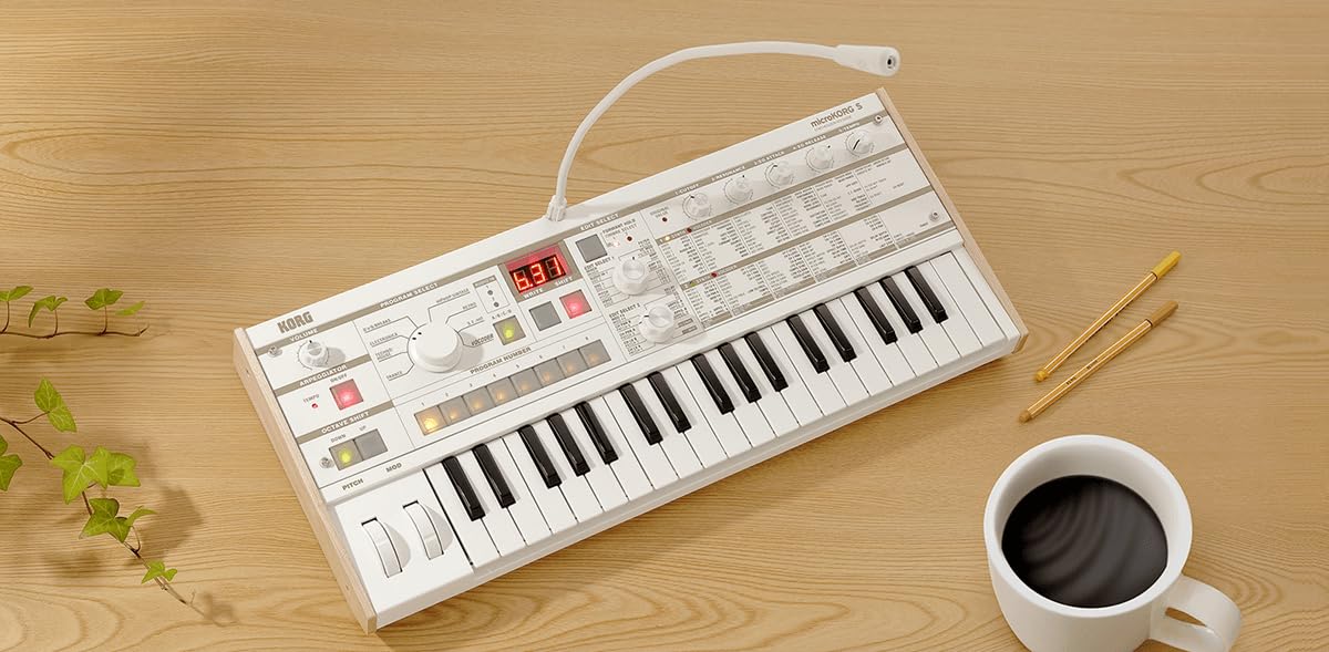 Korg microKORG XL+ - Sintetizador/Vocodificador de 37 teclas con PCM expandido, blanco