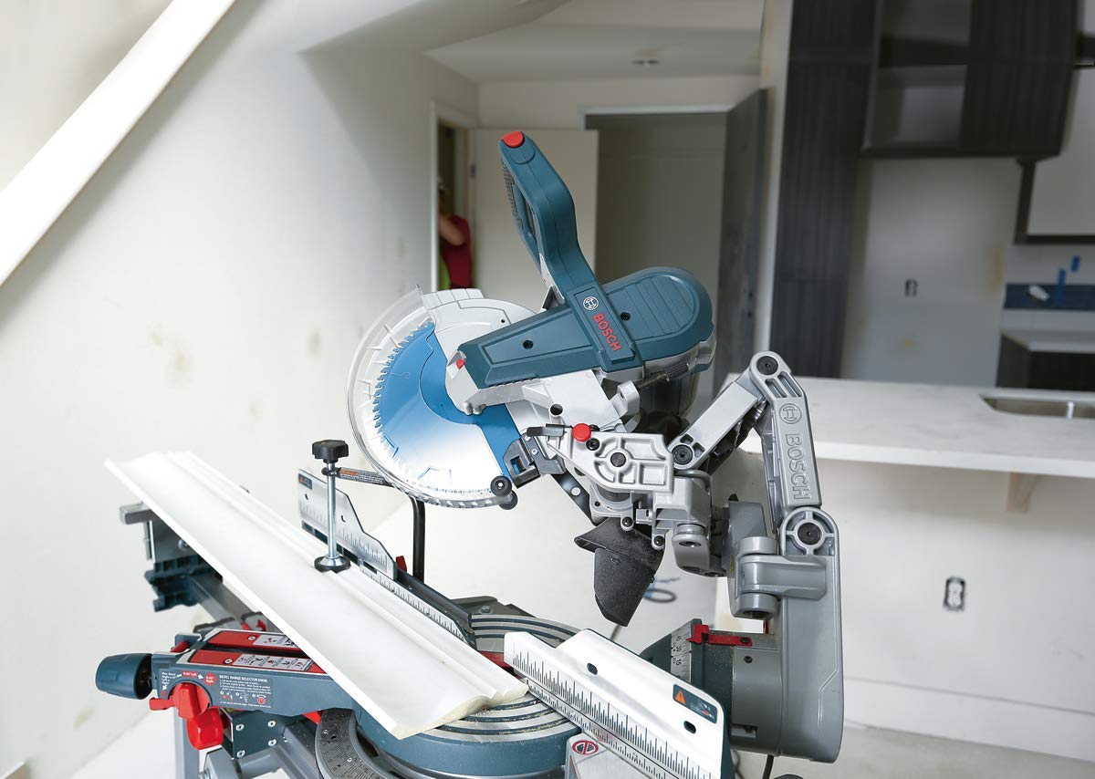 Bosch Professional GCM 10 GDJ - Ingletadora telescópica (1800 W, Ø disco 254 mm, en caja)