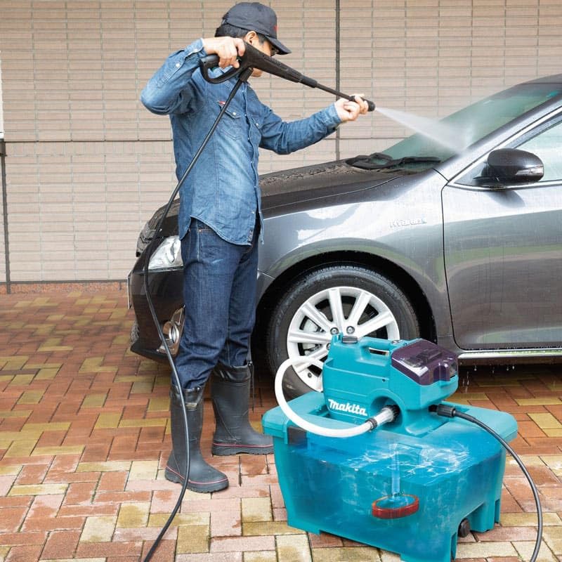 Hidrolimpiadora de agua fría 18Vx2 80bar 50L BL marca Makita