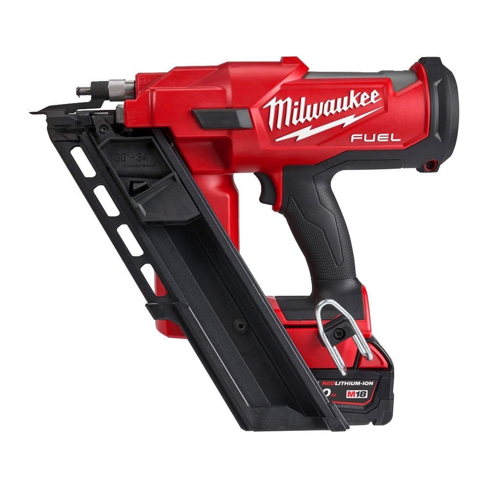 Milwaukee M18FFN-502C - Clavadora de marco de combustible de 18 V con 2 baterías de 5.0 Ah y cargador