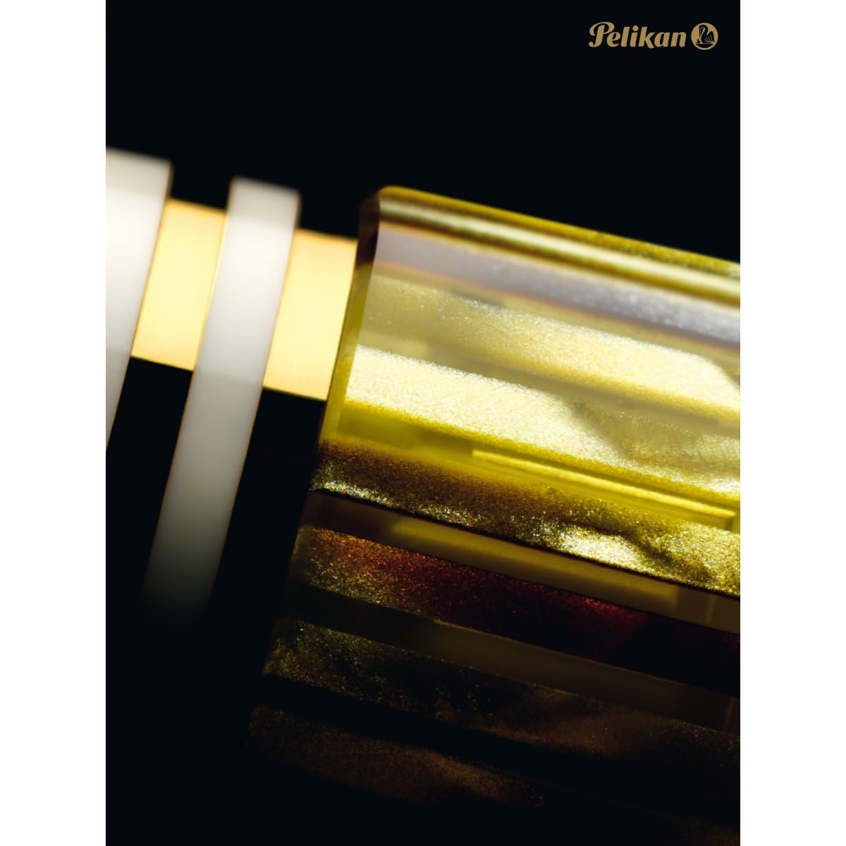 Pelikan 935429 - Elegante pluma estilográfica de lujo linea Souveraen M400, Blanco / Tortuga detalles bañados oro de 24 quilates, Plumín M de dos tonos de oro, Made in Germany, en caja de regalo