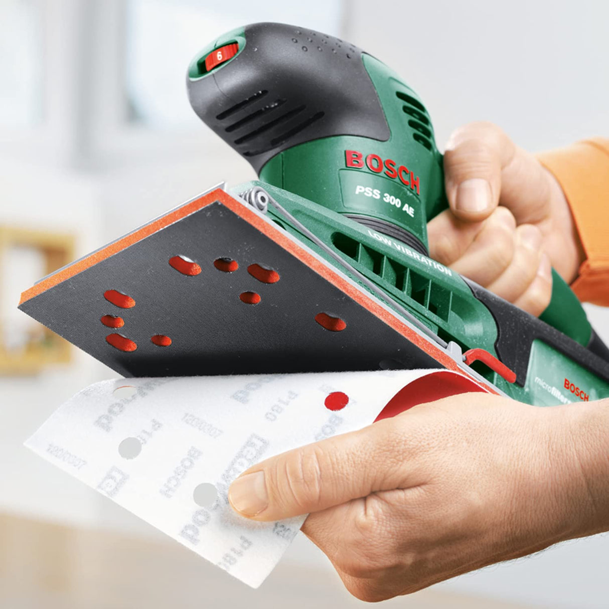 Bosch Home and Garden 0.603.340.300 Lijadoras orbitales con maletín, 240 V, 250 W, electrónica, superficie 264 cm