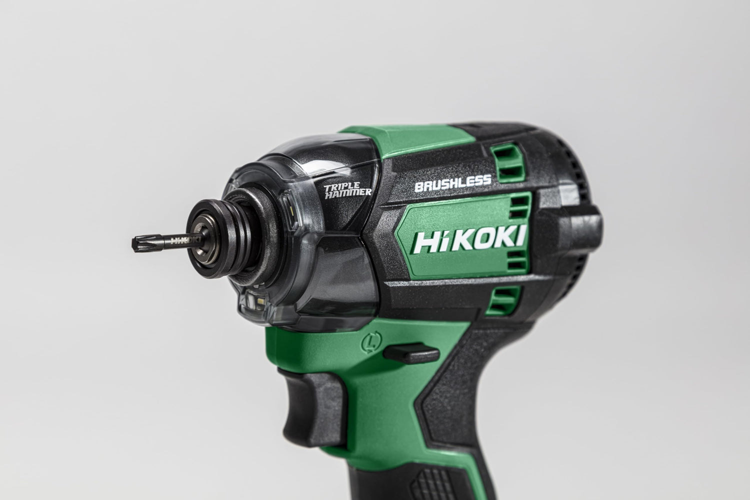 HiKOKI Atornillador de impacto inalámbrico, 18 V, 1/4", 210 Nm, motor sin escobillas, martillo triple, IP56 resistente al polvo y al agua, luz LED, compacta y ligera, incluye maletín de transporte