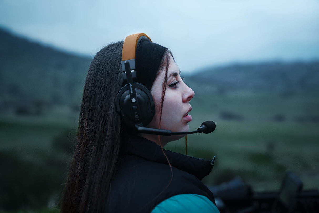 Accsoon - Kit como SE 1H4R (1 H + 4 R) - Incluye un Auricular anfitrión y Cuatro Auriculares remotos - Diseño ergonómico - Alcance de 400 Metros