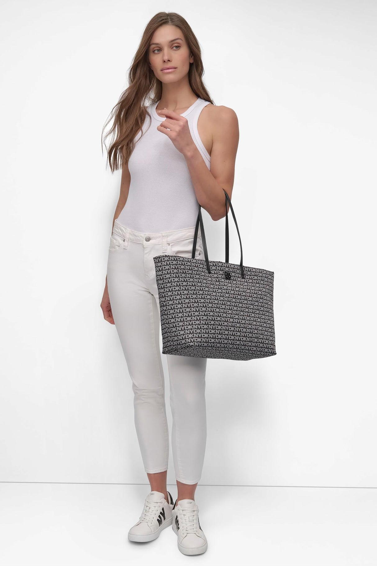 DKNY Jenny Tote, 100% poliéster con Ribete de Poliuretano Mujeres, Logotipo Negro y Negro