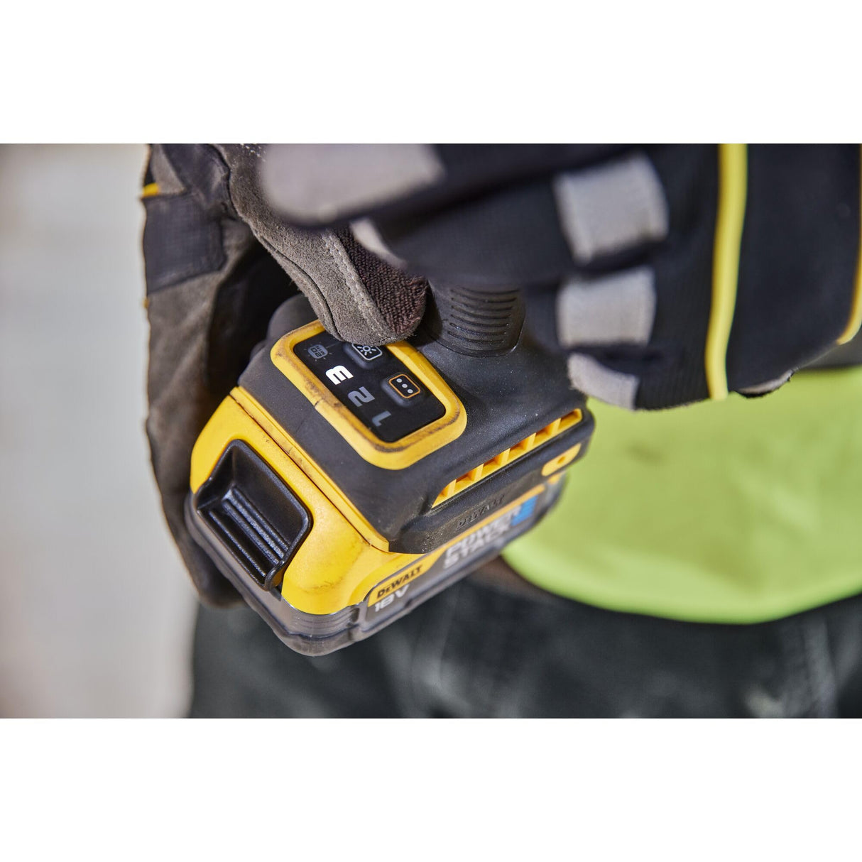 DEWALT DCF860N-XJ - Atornillador de Impacto Premium sin Escobillas 18V XR, No incluye ni Batería ni Cargador