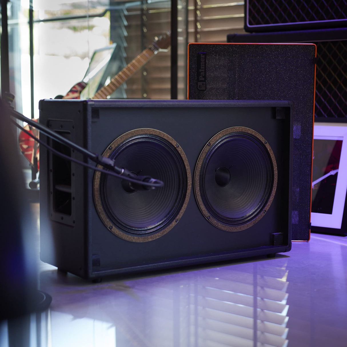 Palmer CAB 212 X V30 - Caja de altavoces para guitarra con Celestion Vintage 30, 2 x 12, cierre trasero