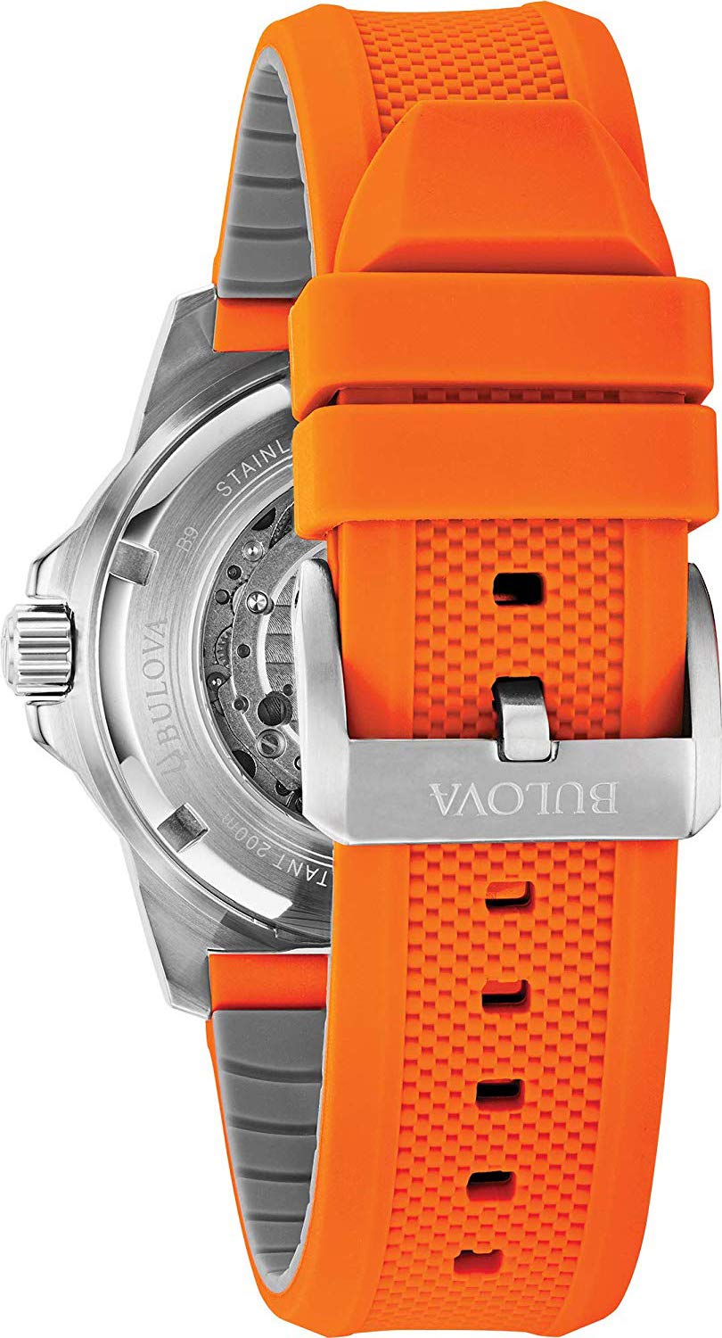 Bulova Reloj Analógico para Hombres de automático con Correa en Silicona 98A226