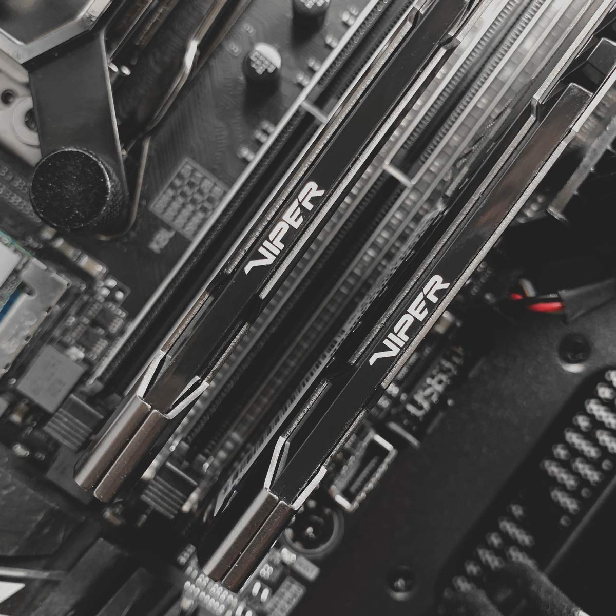 Patriot Memory Viper Steel Memoria Gamer DDR4 3200 32GB (1x32GB) CL16 Módulo de Memoria Alto Rendimiento Gris