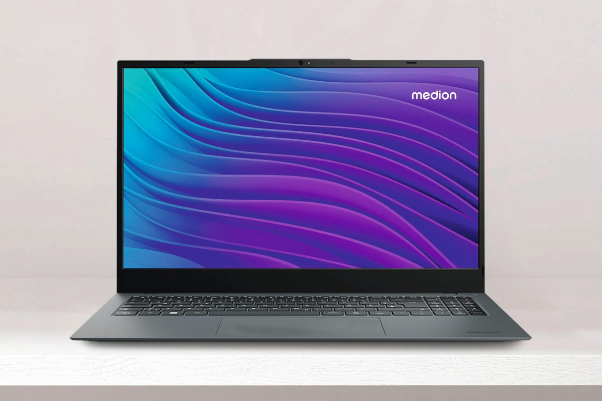 MEDION Elite E15443-15.6" FHD. Intel Core 5-125H. Intel ARC Graphics. 16GB RAM. 512GB SSD. Windows 11 Home. Wi-Fi. Plata. Teclado QWERTY. MD62621. Incluye Programa de Fiabilidad, Garantía