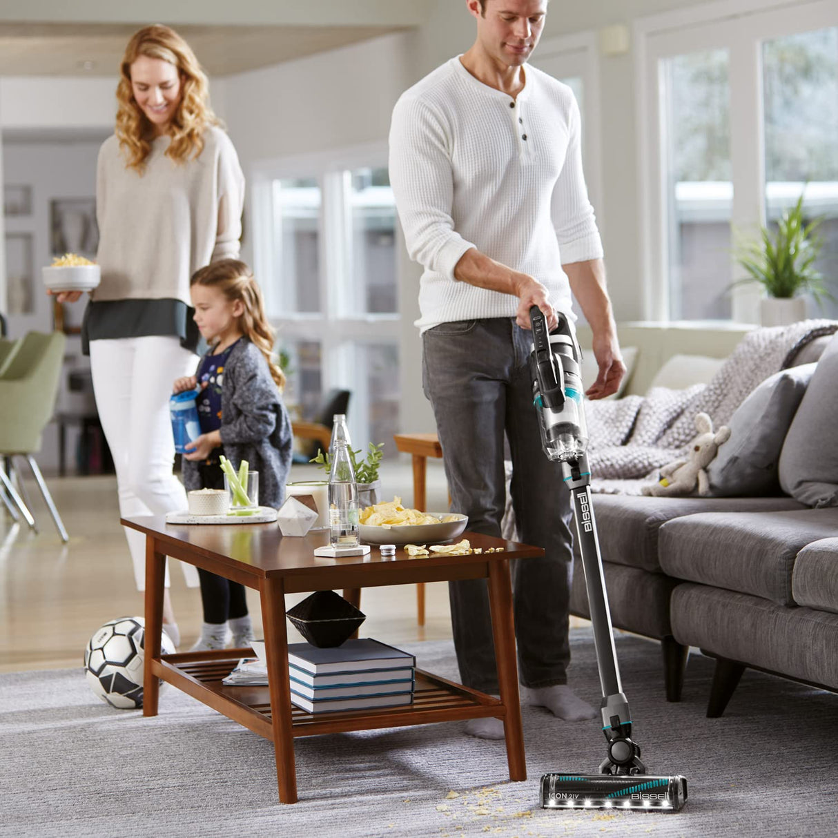 Bissell Icon 21V Cordless Stick Vacuum Aspirador, 81 Decibeles, Negro/Azul Eléctrico