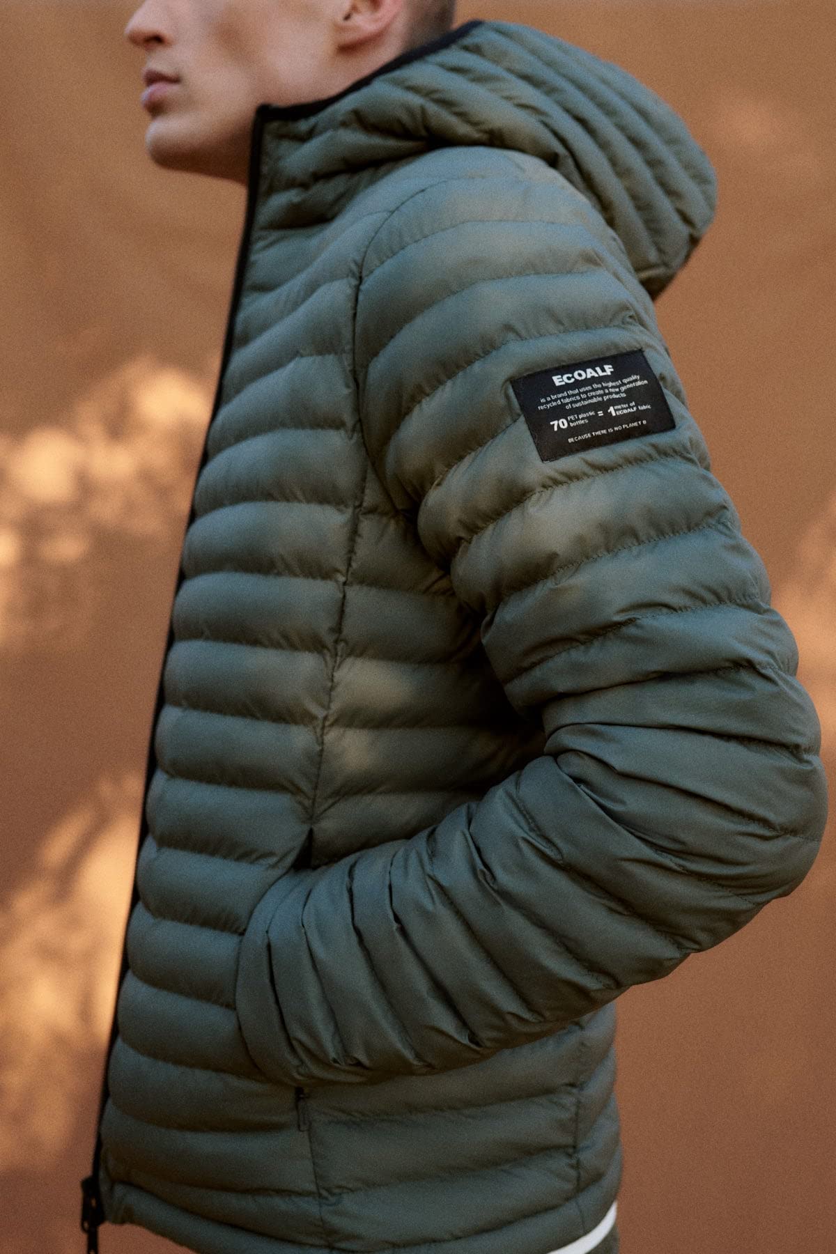 ECOALF - Cazadora Hombre Atlantantalf, de Poliéster Reciclado, Relleno de Fellex, Impermeable, Cómoda y Ligera, Chaqueta Hombre, Talla S, Color Caqui Claro