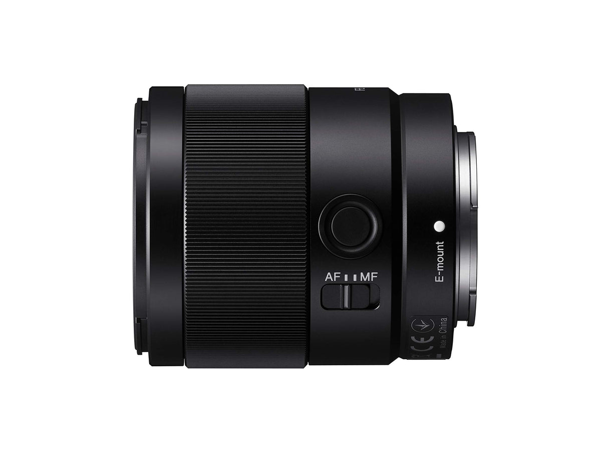 Sony SEL35F18F – 35 mm F1.8 Objetivo gran angular para Full Frame & APS-C, compacto y luminoso, montura E. Ideal para reportajes, viajes y uso diario (compatible con serie A7, ZV-E10, A6400, A6700)