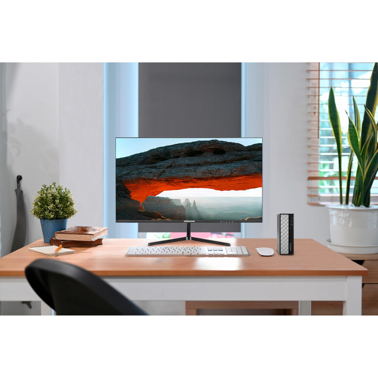 Medion Akoya T80 SFF MD35424 - Intel i7-12650H, 16GB RAM, 512GB SSD, UHD Grafik, DOS