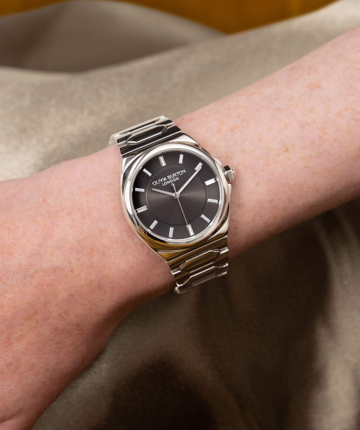 Olivia Burton Reloj Analógico de Cuarzo Multifunción para Mujer Colección Lustre Collection con Correa en Acero Inoxidable