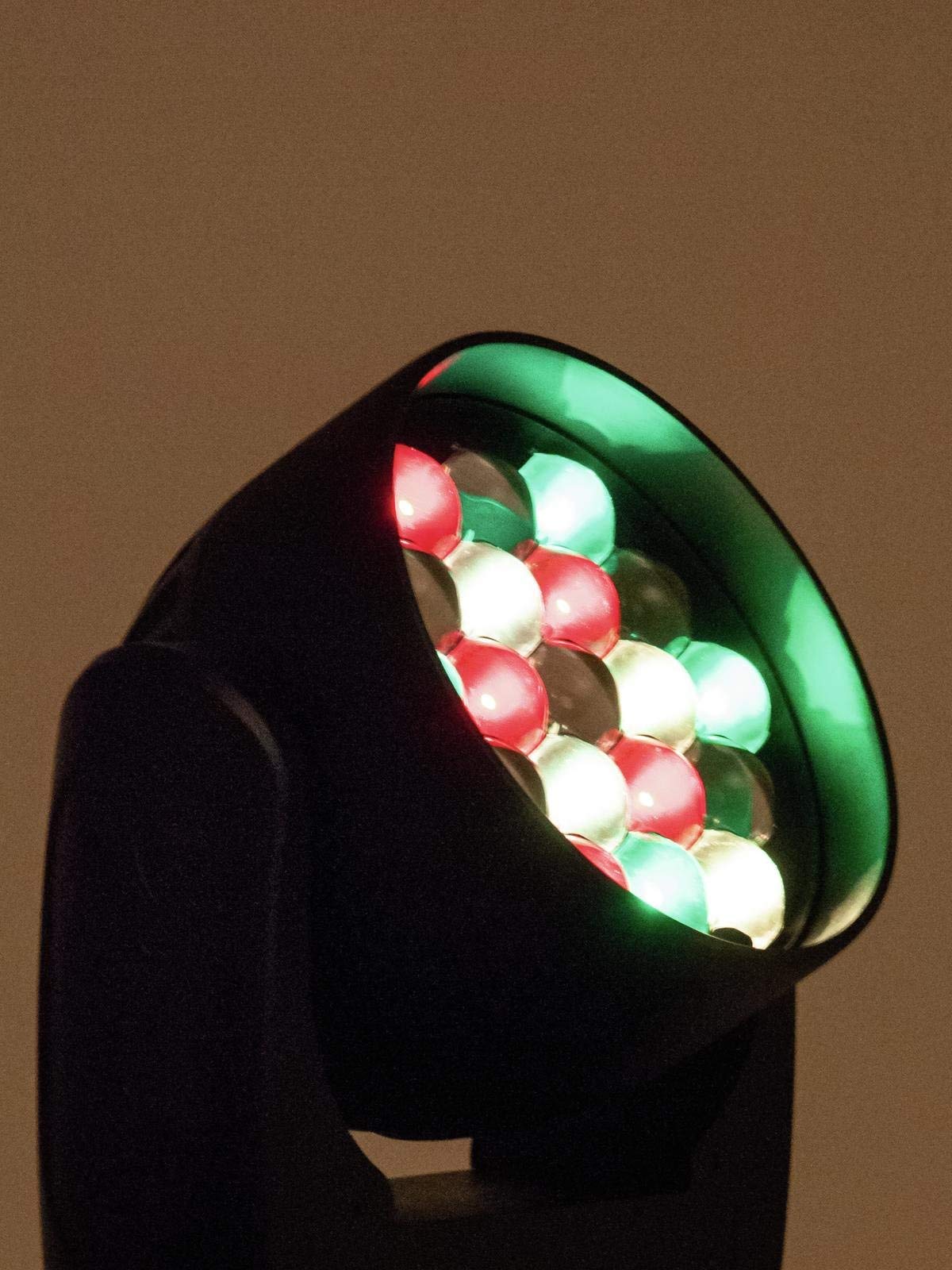 FUTURELIGHT 51841311 Eye-19 Rgbw Zoom Wash - Linterna LED con Cabezal móvil (19 x 15 W)