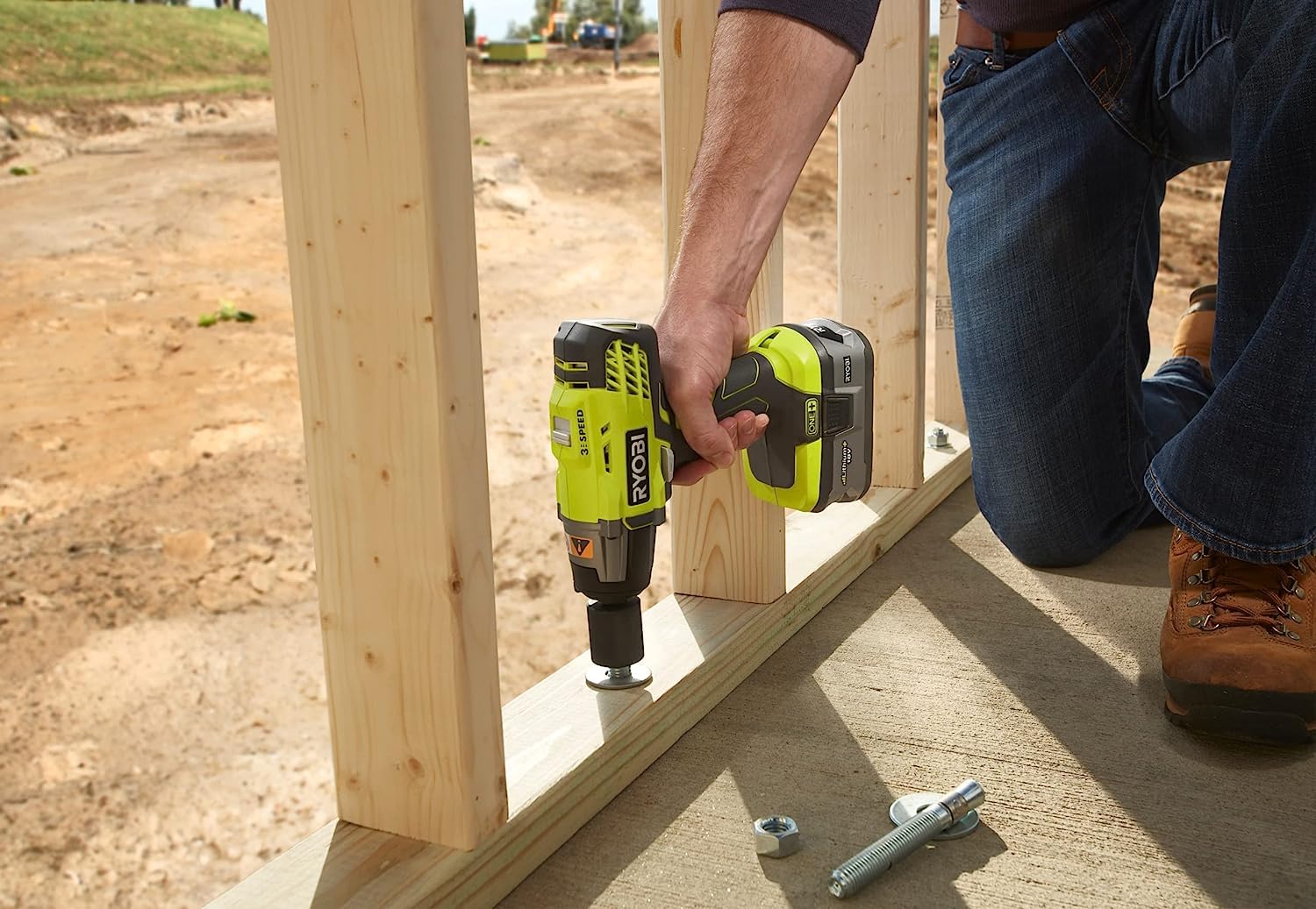 RYOBI - Llave de Impacto Eléctrica Sin Cable 18V ONE+ 3 Modos 180/240/400 Nm - Cuadradillo 1/2", Adaptador Hexagonal 1/4", 3 Llaves de Vaso, 1 Batería Li+ 2,0 Ah, Cargador 2,0 A, Bolsa - R18IW3-120S3