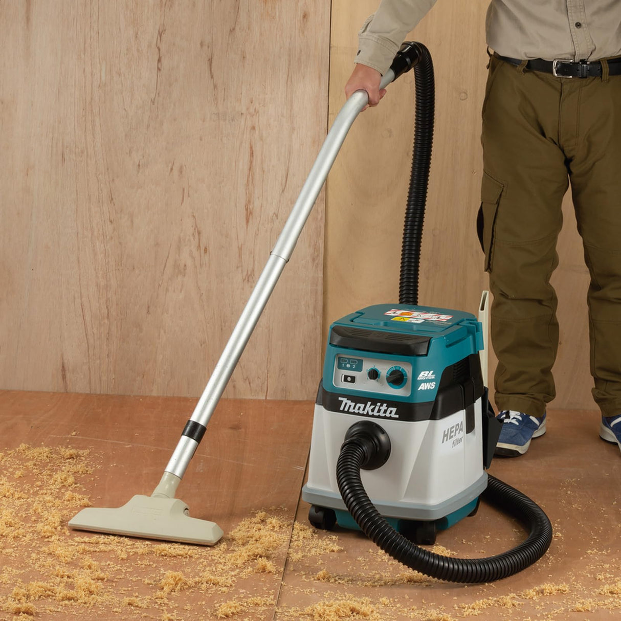Makita DVC157LZX3 Aspirador inalámbrico 15L Comp.LI-Ion 18VX2 AWS HEPA/sin batería y Cargador, 2 Velocidades, Azul