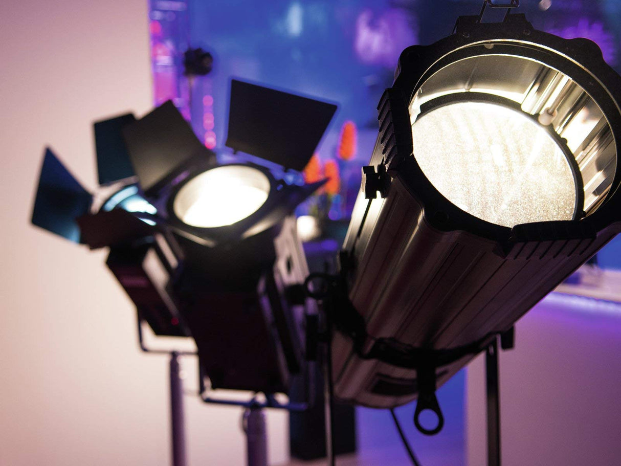 EUROLITE LED Tha-250F Theater-Spot 250W-Ww-Cob-LED, Multicolor