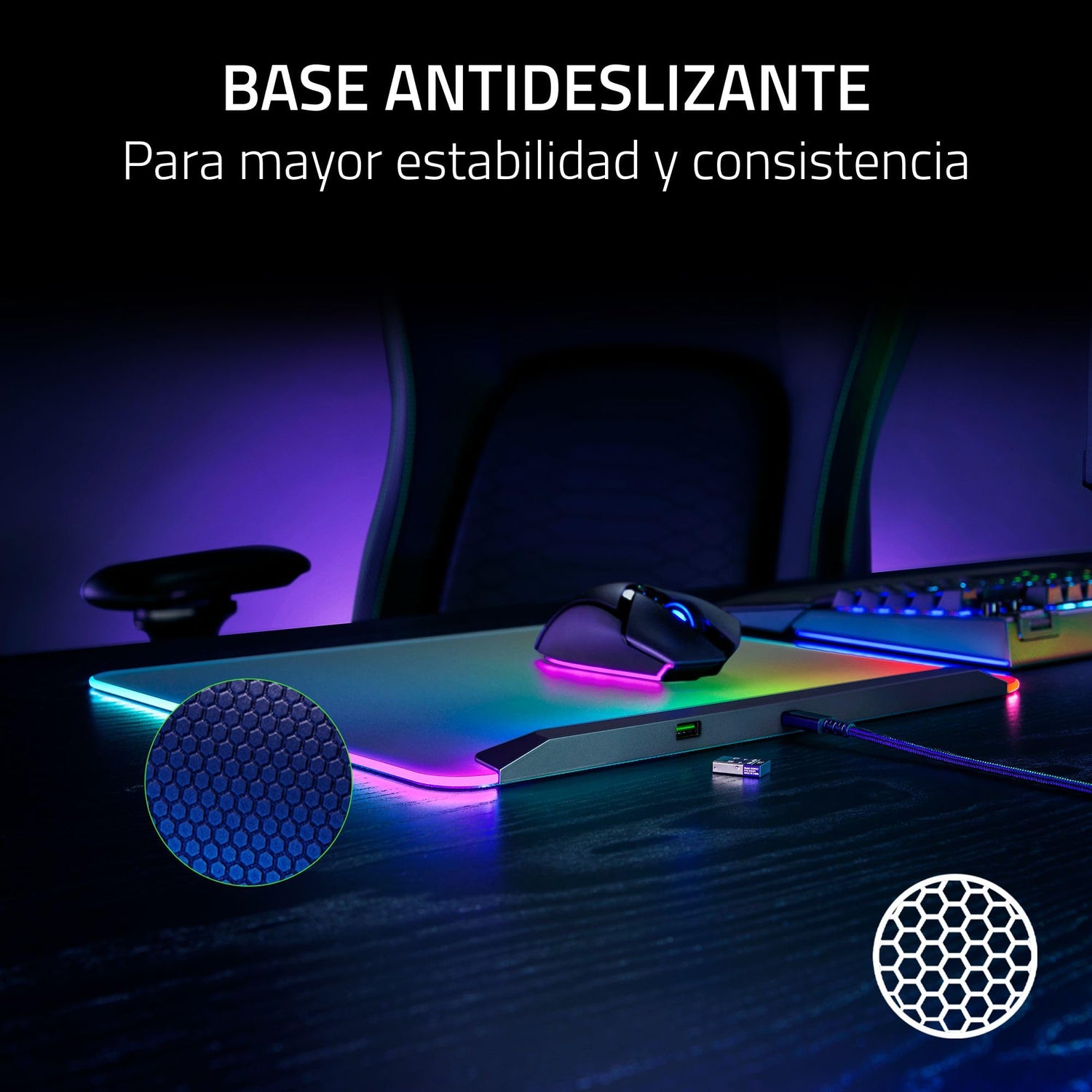 Razer Firefly V2 Pro - Alfombrilla de ratón para Juegos con retroiluminación RGB - Puerto USB Integrado (iluminación LED de 15 Zonas, Superficie con Textura micrograbada) Negro